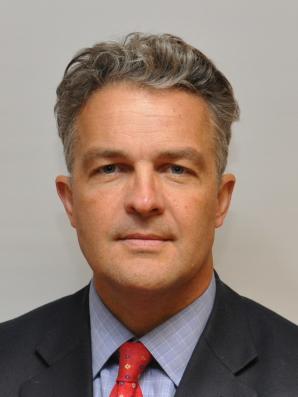 Bio image of Simon Clements